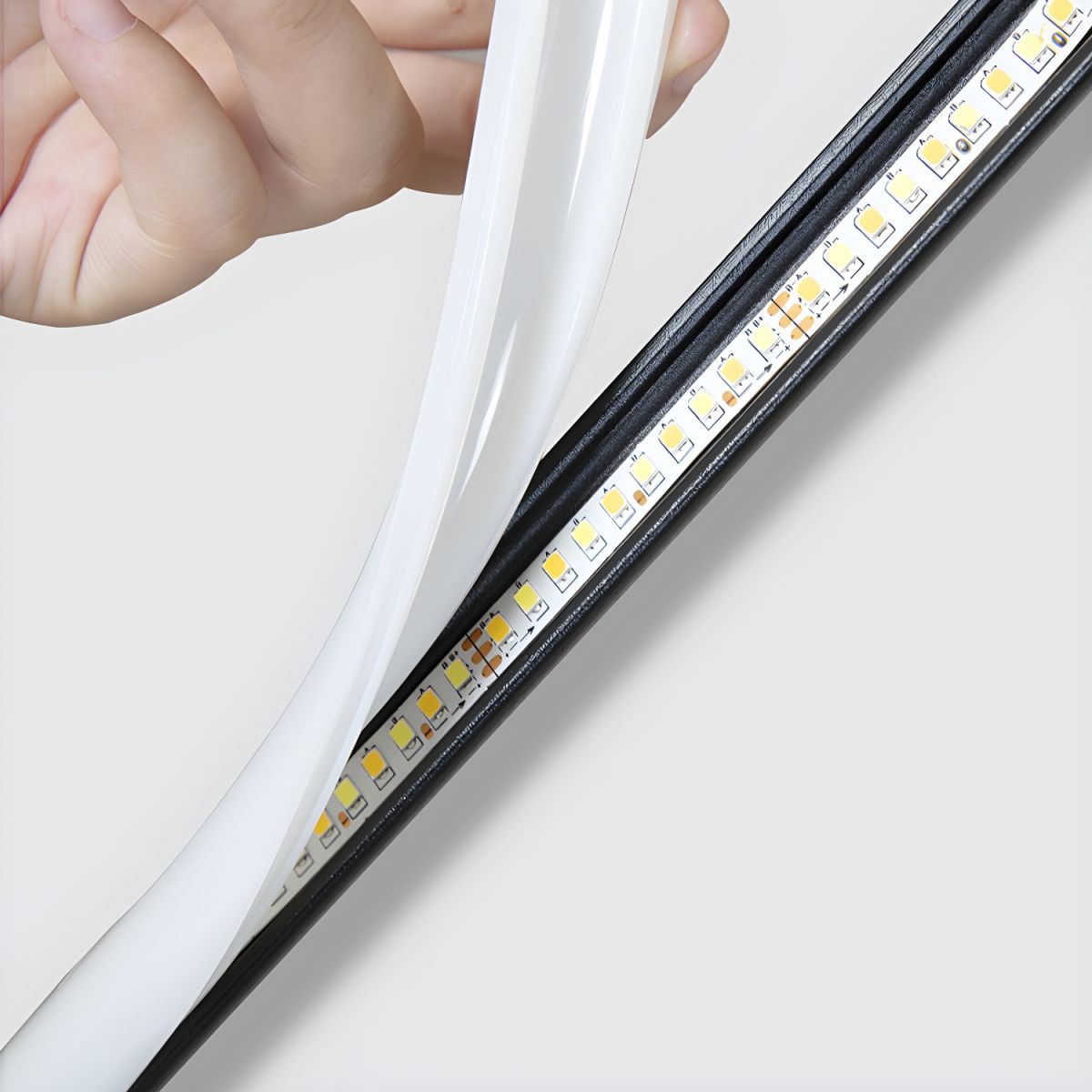 Modern Metal Floor Lamp With Clean Linear LED Form | Norveth