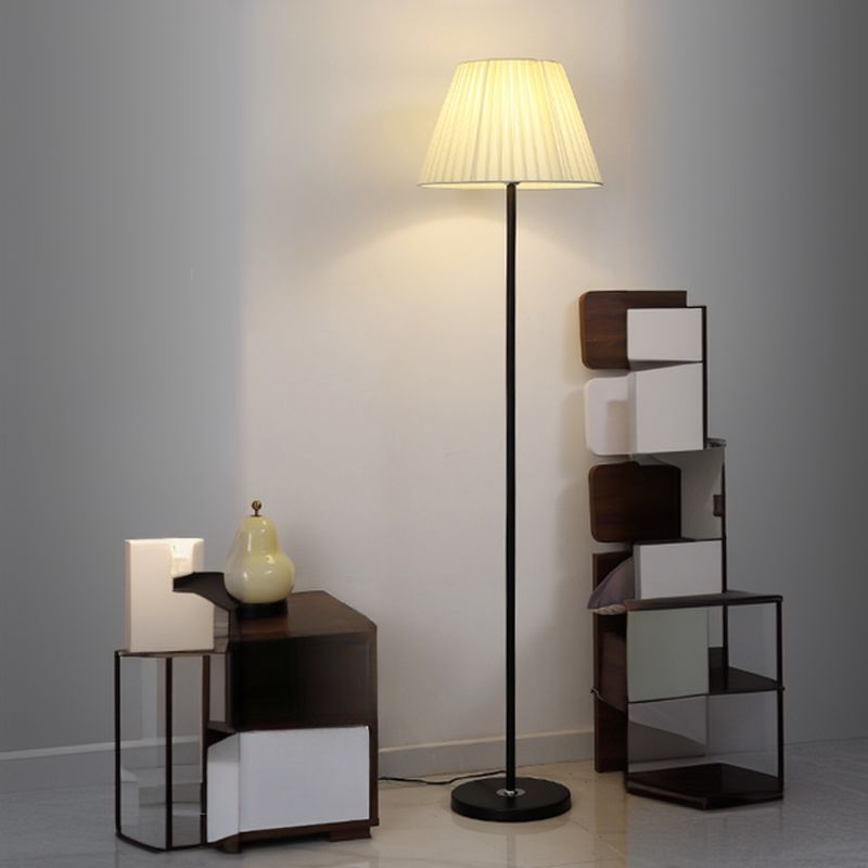 Modern Metal Floor Lamp with Textile Shade Remote Control | Ravelle