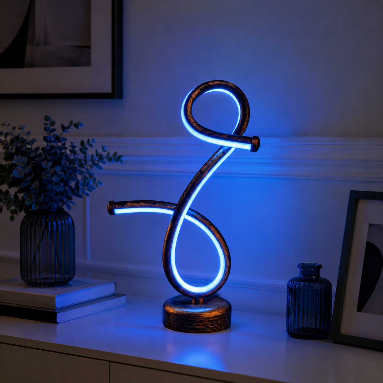 Modern Metal LED Table Lamp for Bar and Cafe Spaces | Zelvoro