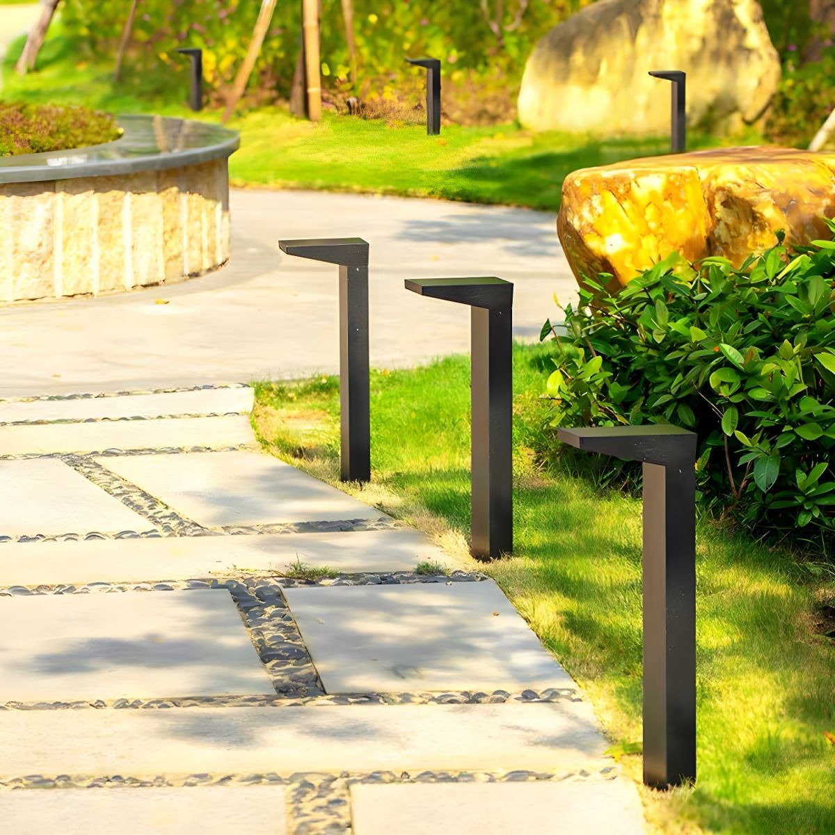 Modern Metallic LED Solar Black Outdoor Stake Light | Raynix