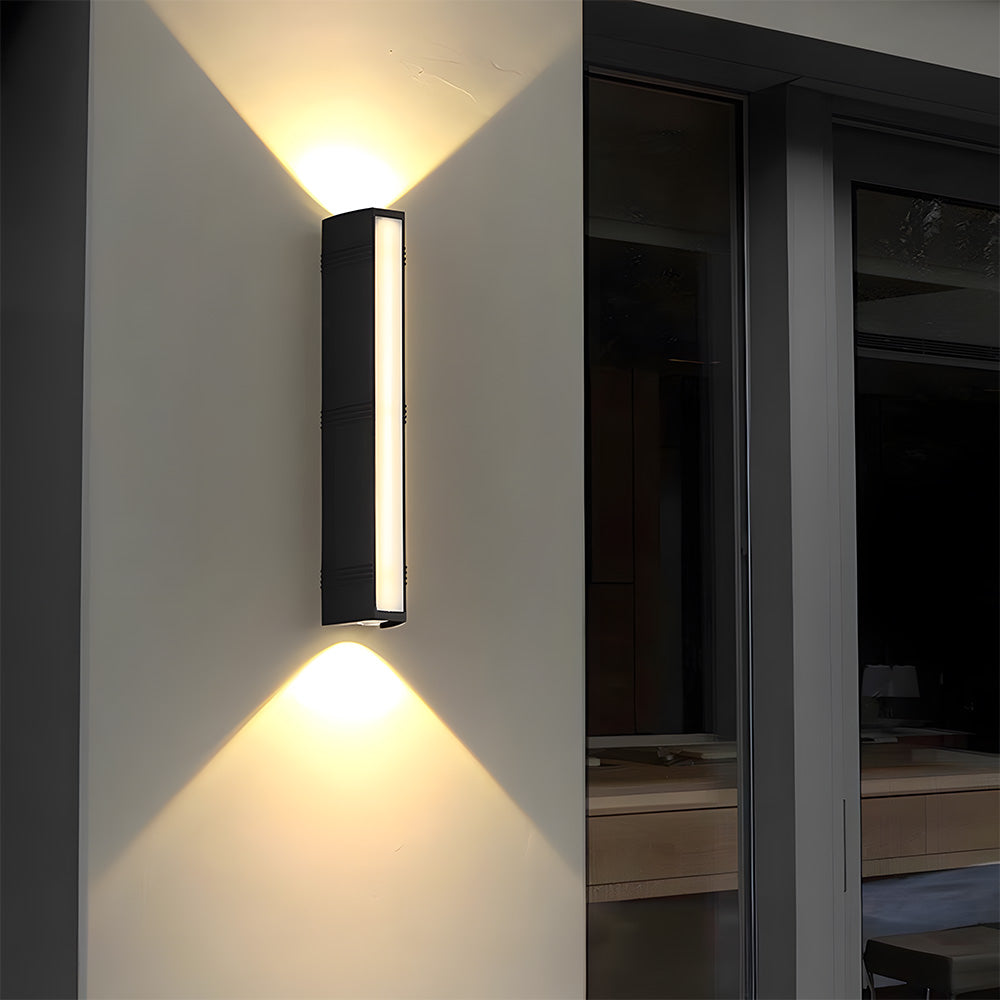 Modern Minimalist LED Tube Outdoor Wall Light | Lamirex