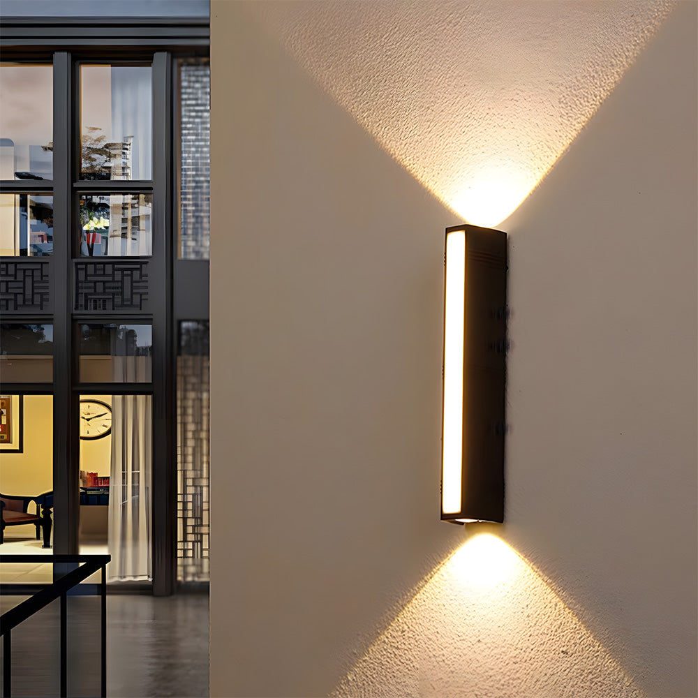 Modern Minimalist LED Tube Outdoor Wall Light | Lamirex