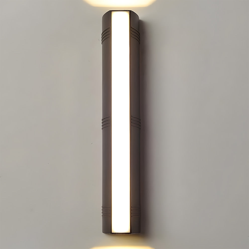 Modern Minimalist LED Tube Outdoor Wall Light | Lamirex
