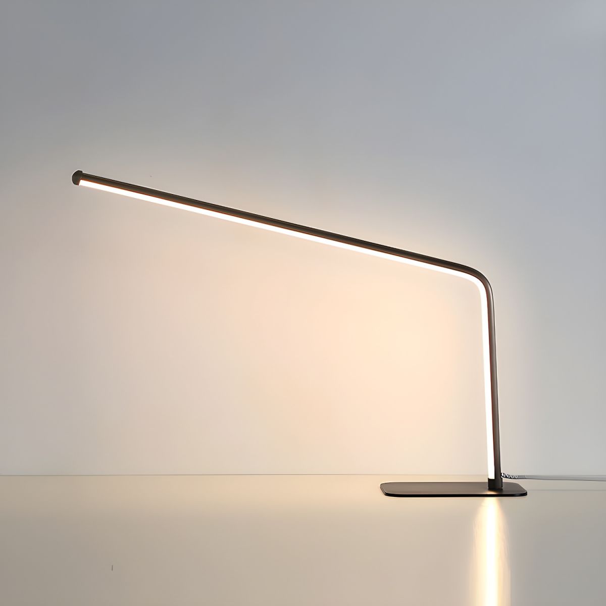 Modern Nordic LED Table Lamp with Metal Frame | Tavrik