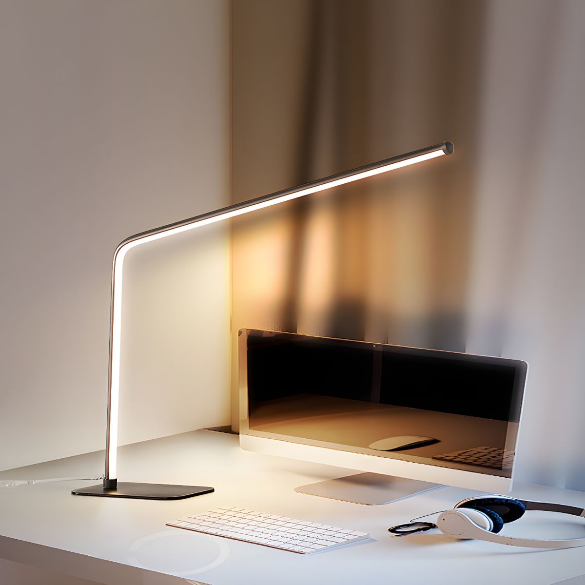 Modern Nordic LED Table Lamp with Metal Frame | Tavrik