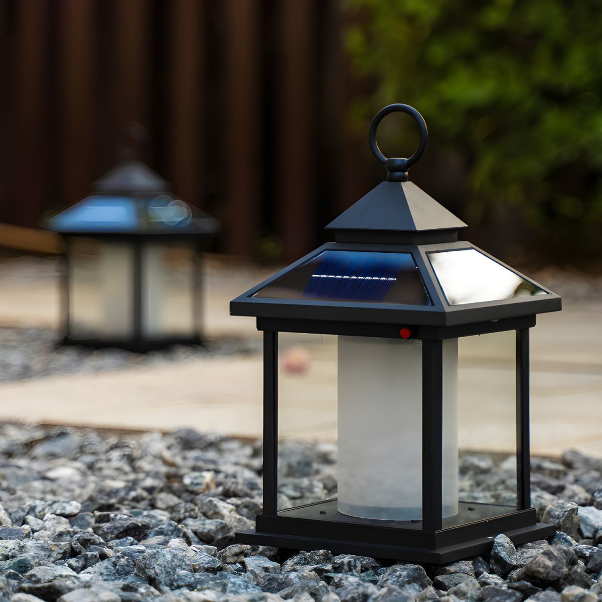 Modern Rectangular Solar Metal Outdoor Light | Solarae