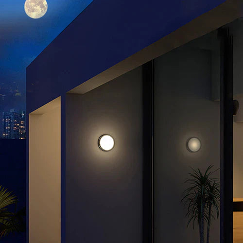 Modern Round LED Metal Wall Light for Outdoors | Nortiq