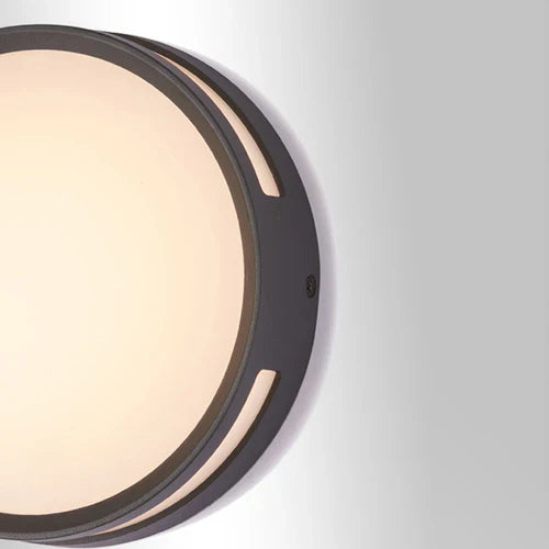 Modern Round LED Metal Wall Light for Outdoors | Nortiq