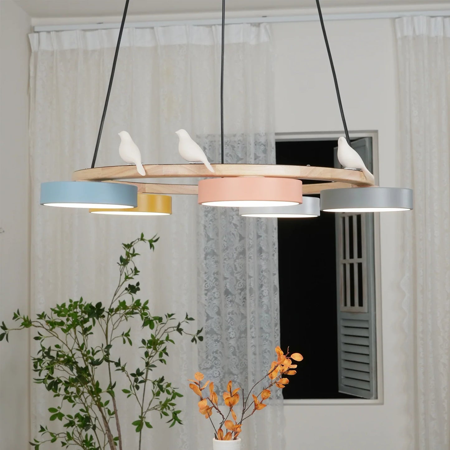 Modern Round Wood LED Chandelier Ceiling Pendant | Lunwora