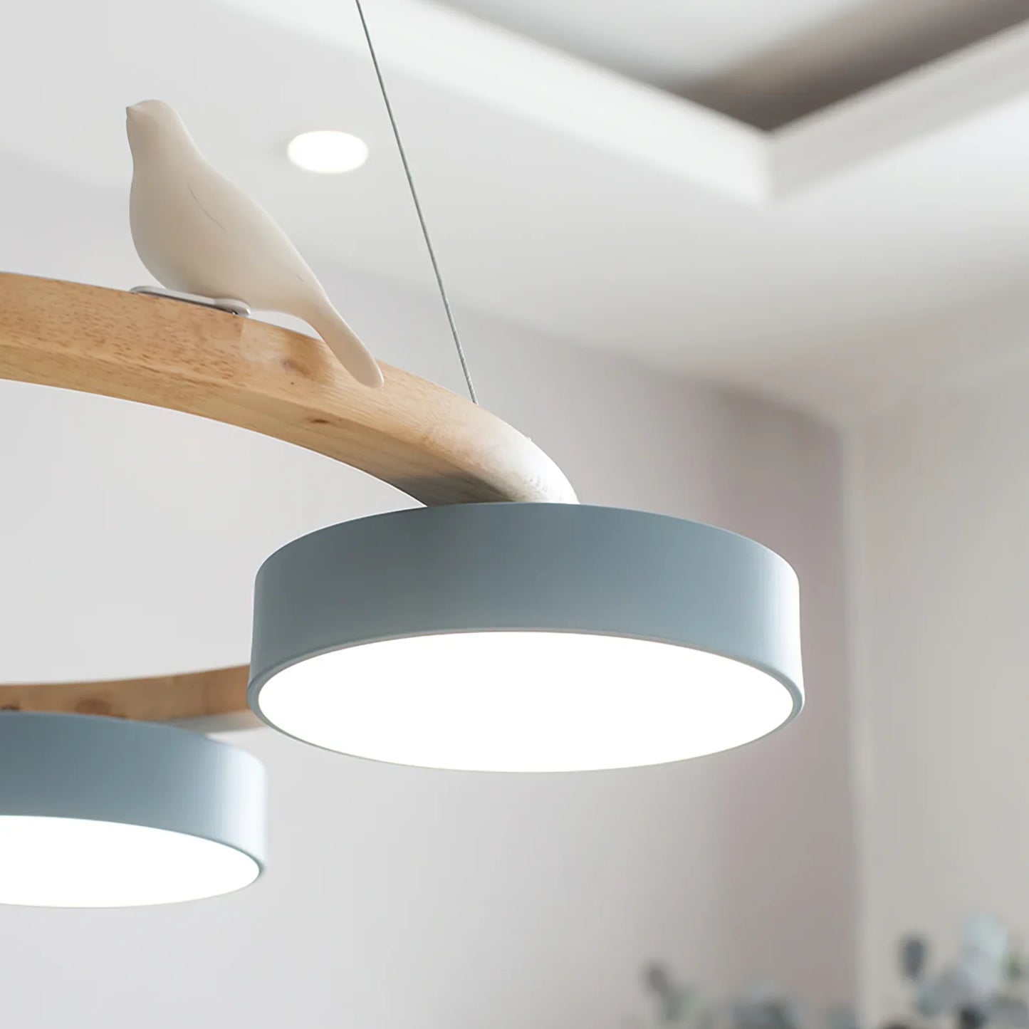 Modern Round Wood LED Chandelier Ceiling Pendant | Lunwora