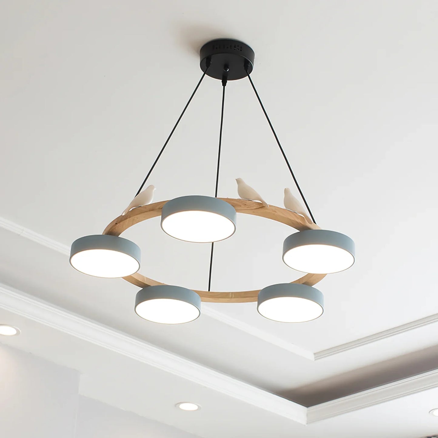 Modern Round Wood LED Chandelier Ceiling Pendant | Lunwora