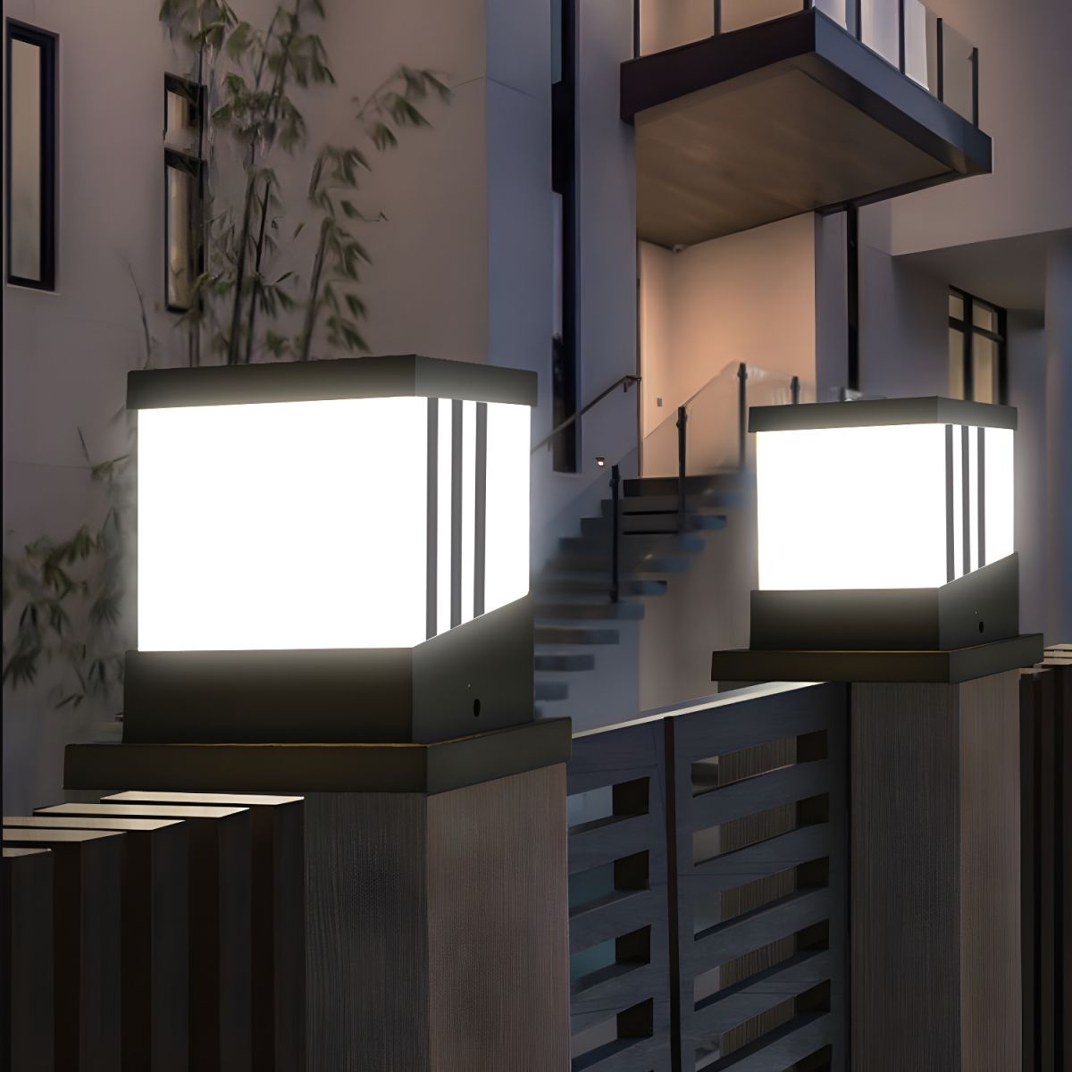 Modern Solar Cube Outdoor LED Light with 3 Modes | Solarya