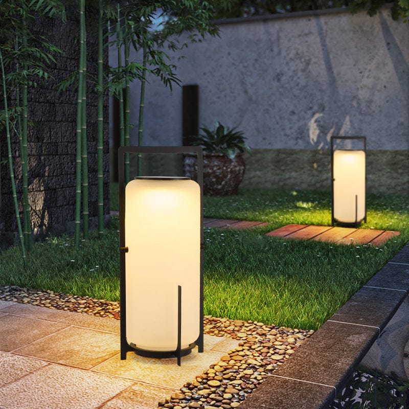 Modern Solar Steel Outdoor Garden Patio Light | Solaria