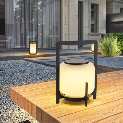 Modern Solar Steel Outdoor Garden Patio Light | Solaria