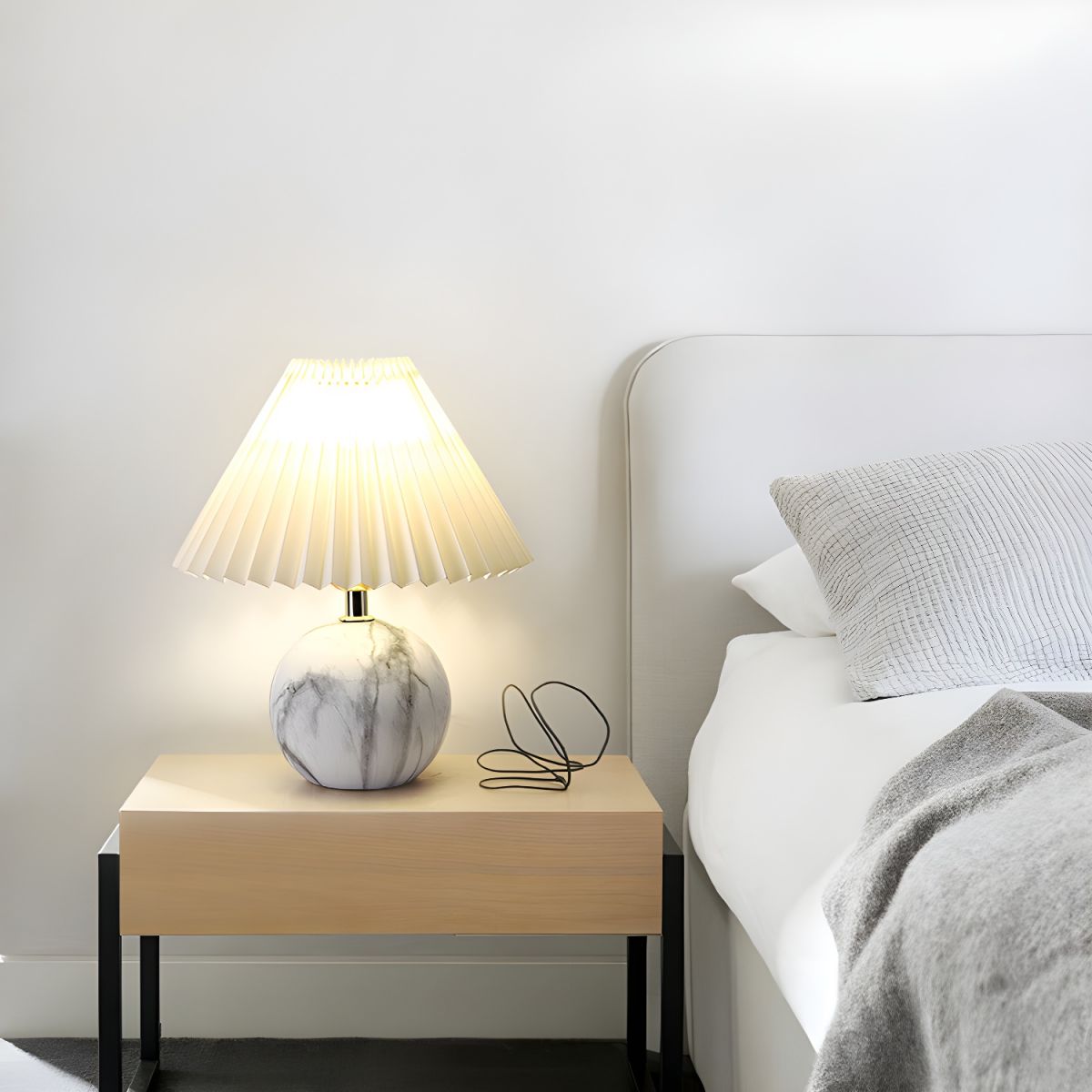 Modern Table Lamp with Ceramic Base Cone Shade | Zarnivo