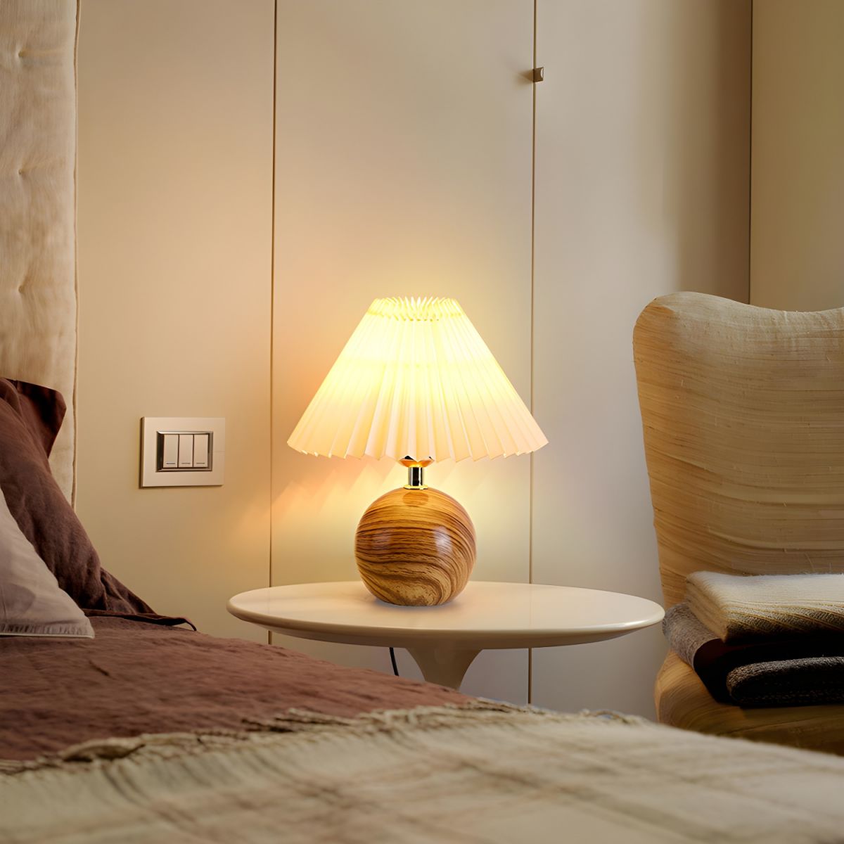 Modern Table Lamp with Ceramic Base Cone Shade | Zarnivo
