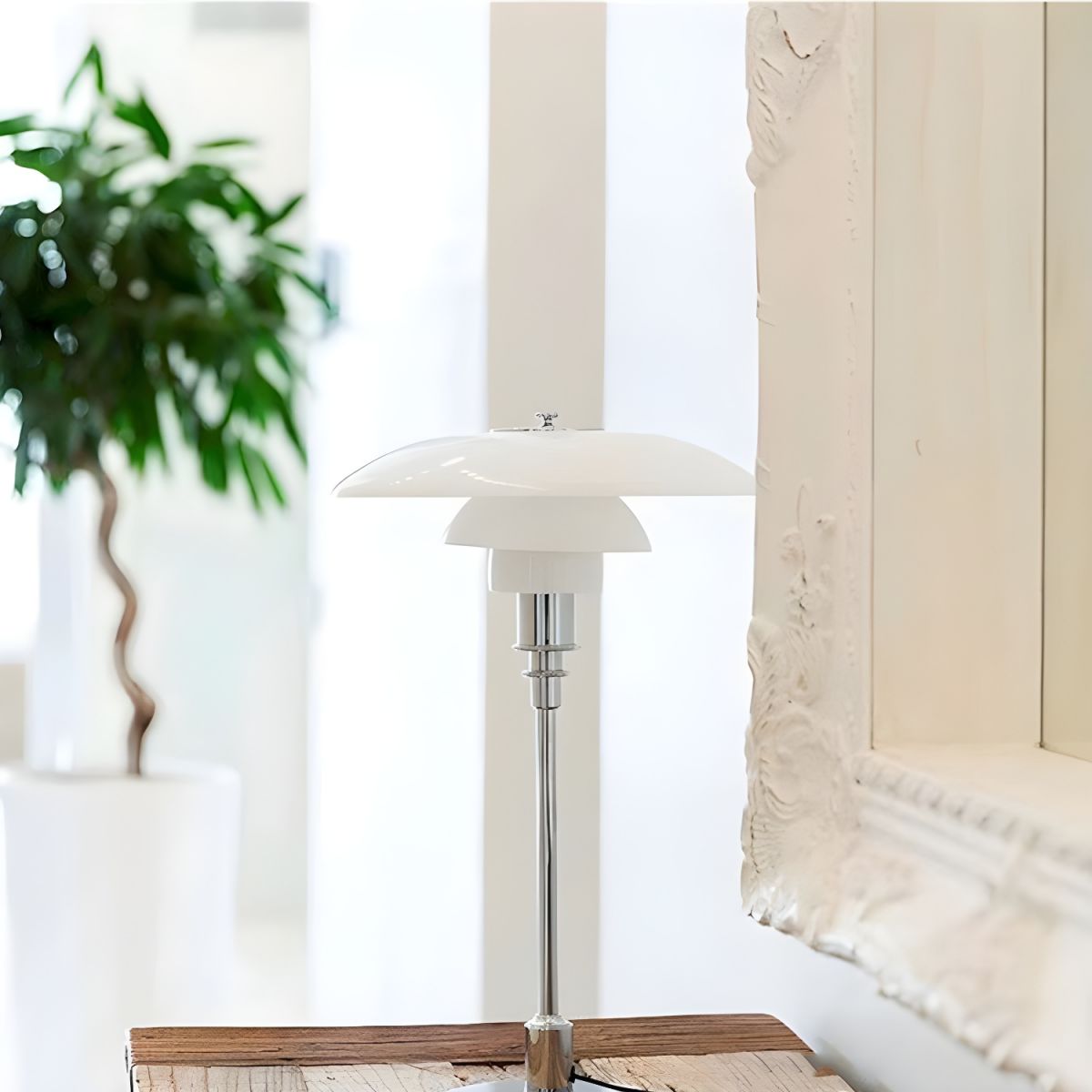 Modern Table Lamp with Glass Shade Metal Finish | Qynvora