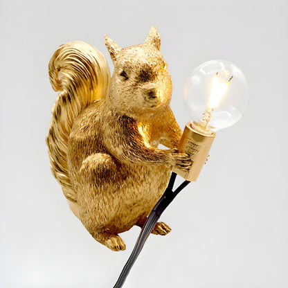 Nordic Art Deco Resin Squirrel Table Lamp | Kelmoro