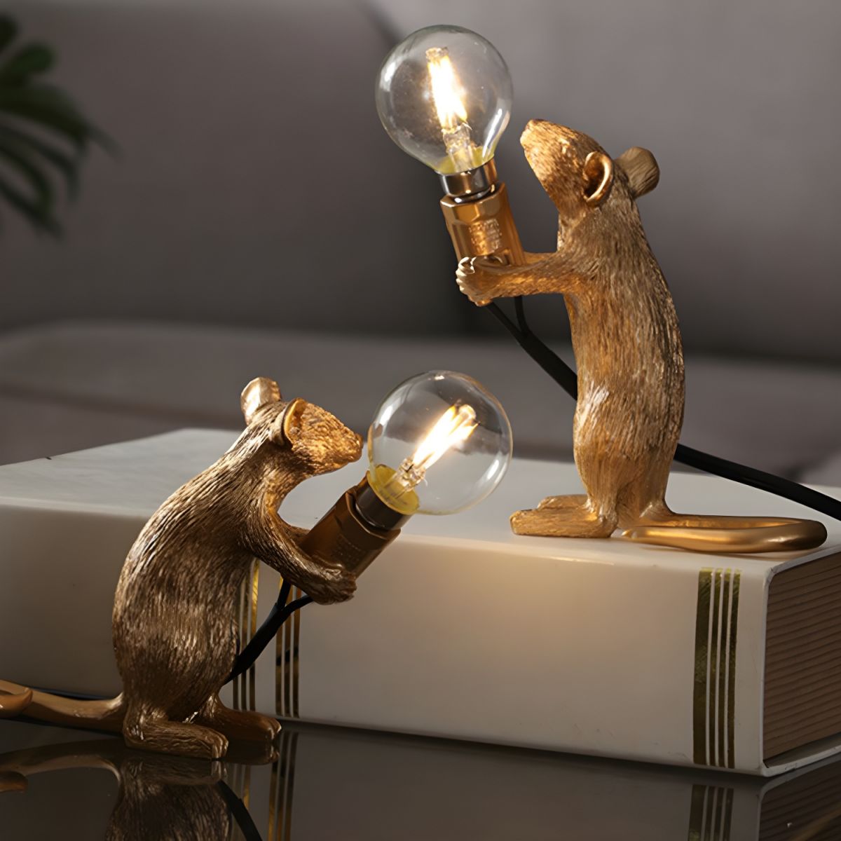 Nordic Gold Resin Mouse Table Lamp Art Deco Style | Noretta