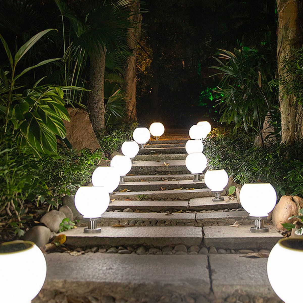 Nordic Metal Ball Solar Outdoor Garden Pillar Light | Solvren
