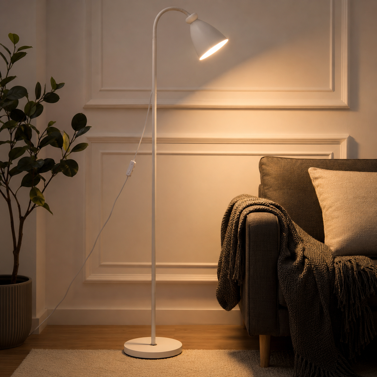 Nordic Metal Bell Shade Floor Lamp for Reading | Lumetal