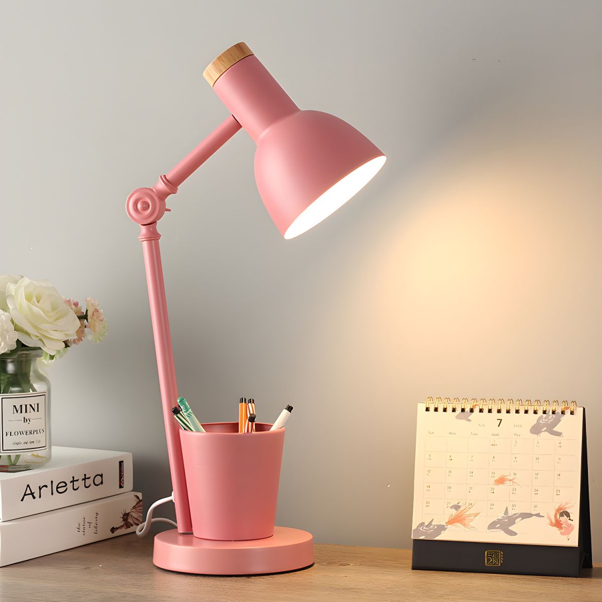 Nordic Metal Desk Lamp with Pen Holder Modern Style | Valnoro