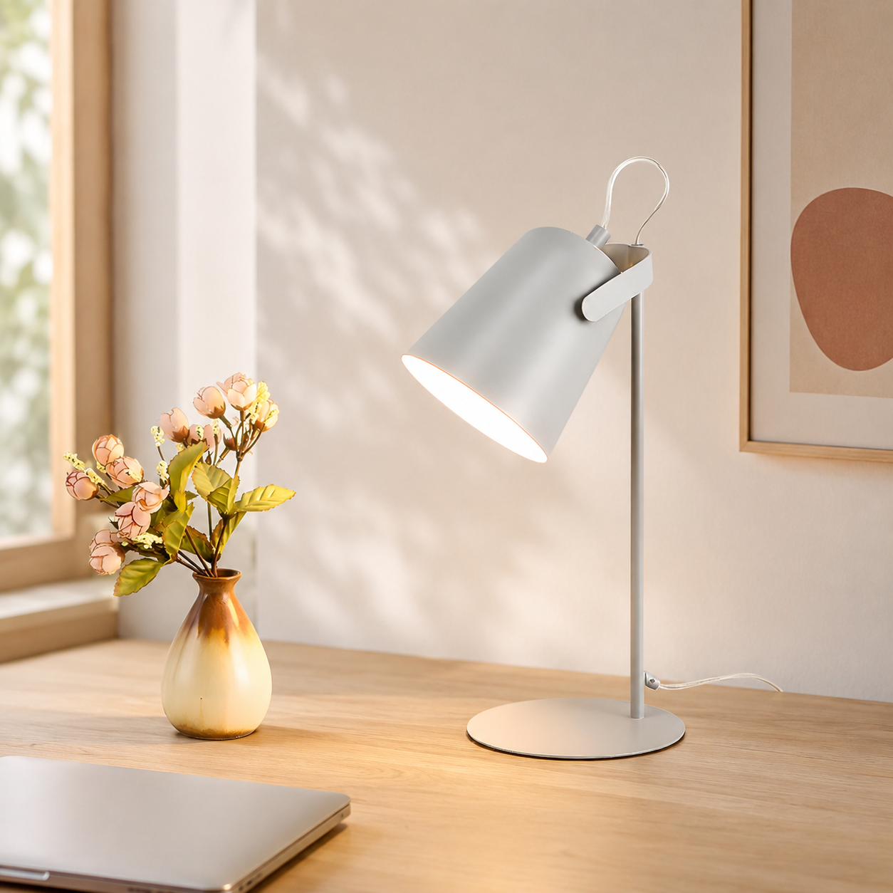 Nordic Metal Table Lamp with Bell Shade Modern Design | Cavelle