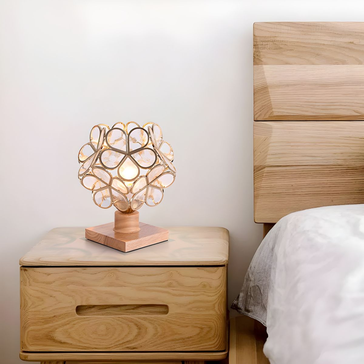 Nordic Tiffany Stained Glass Table Lamp with Wood Base | Drovelle