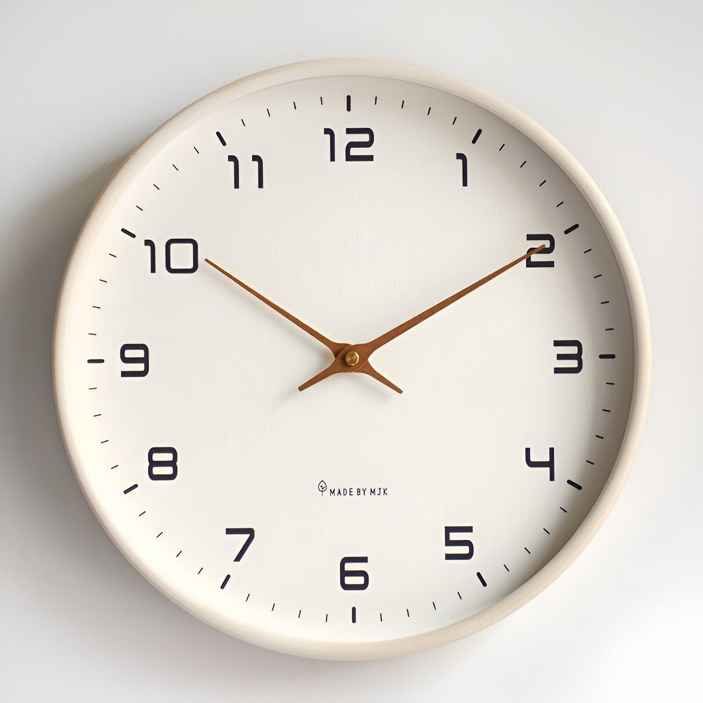 Nordic Wooden Wall Clock with Minimalist Quartz Design | Rovique