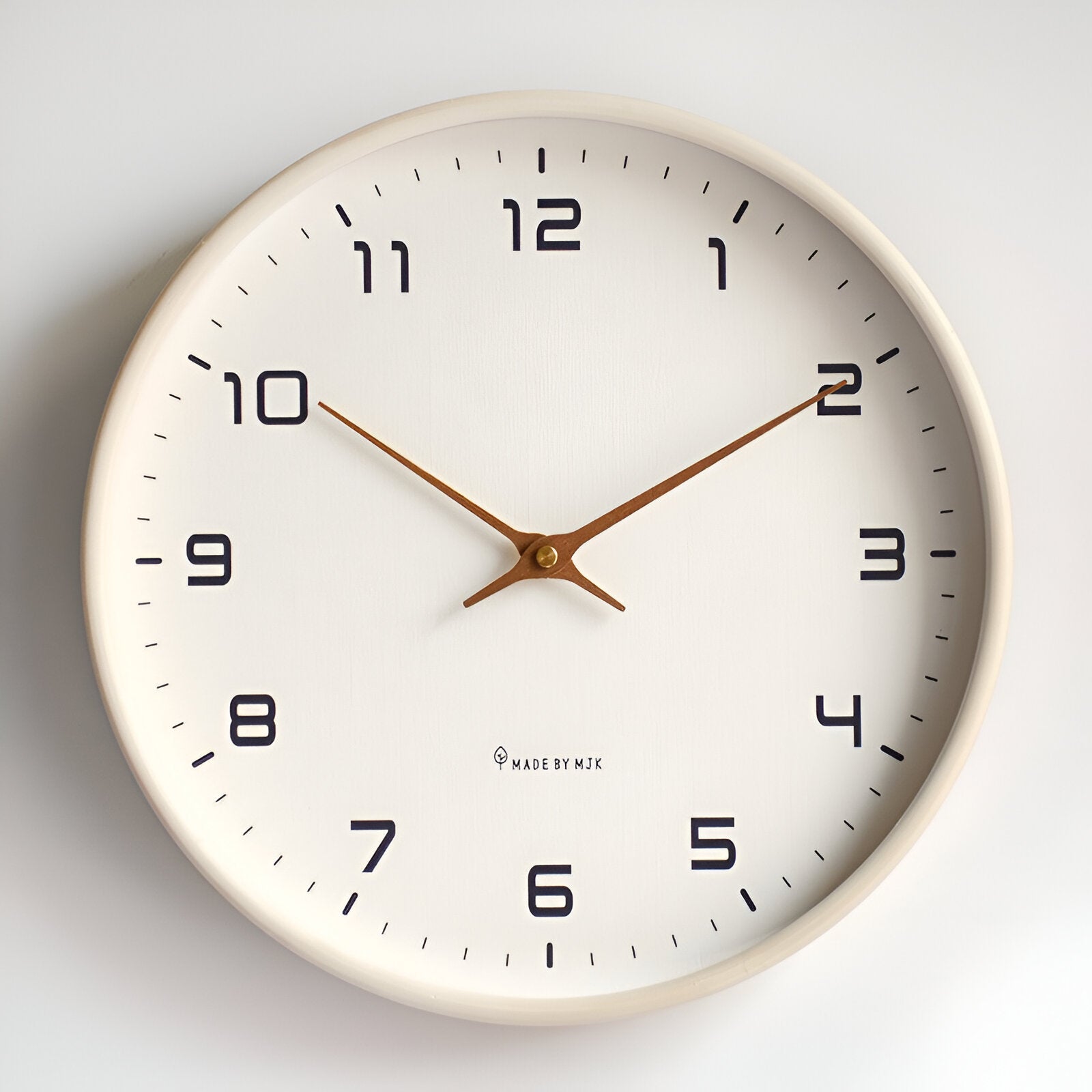 Nordic Wooden Wall Clock with Minimalist Quartz Design | Rovique