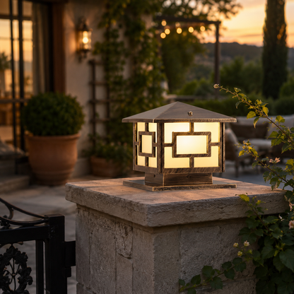 Outdoor Acrylic Pier Mount Single Bulb Light Lamp | Patiora