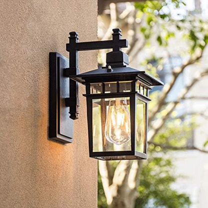 Outdoor Aluminium Wall Light with Glass Shade | Glorain