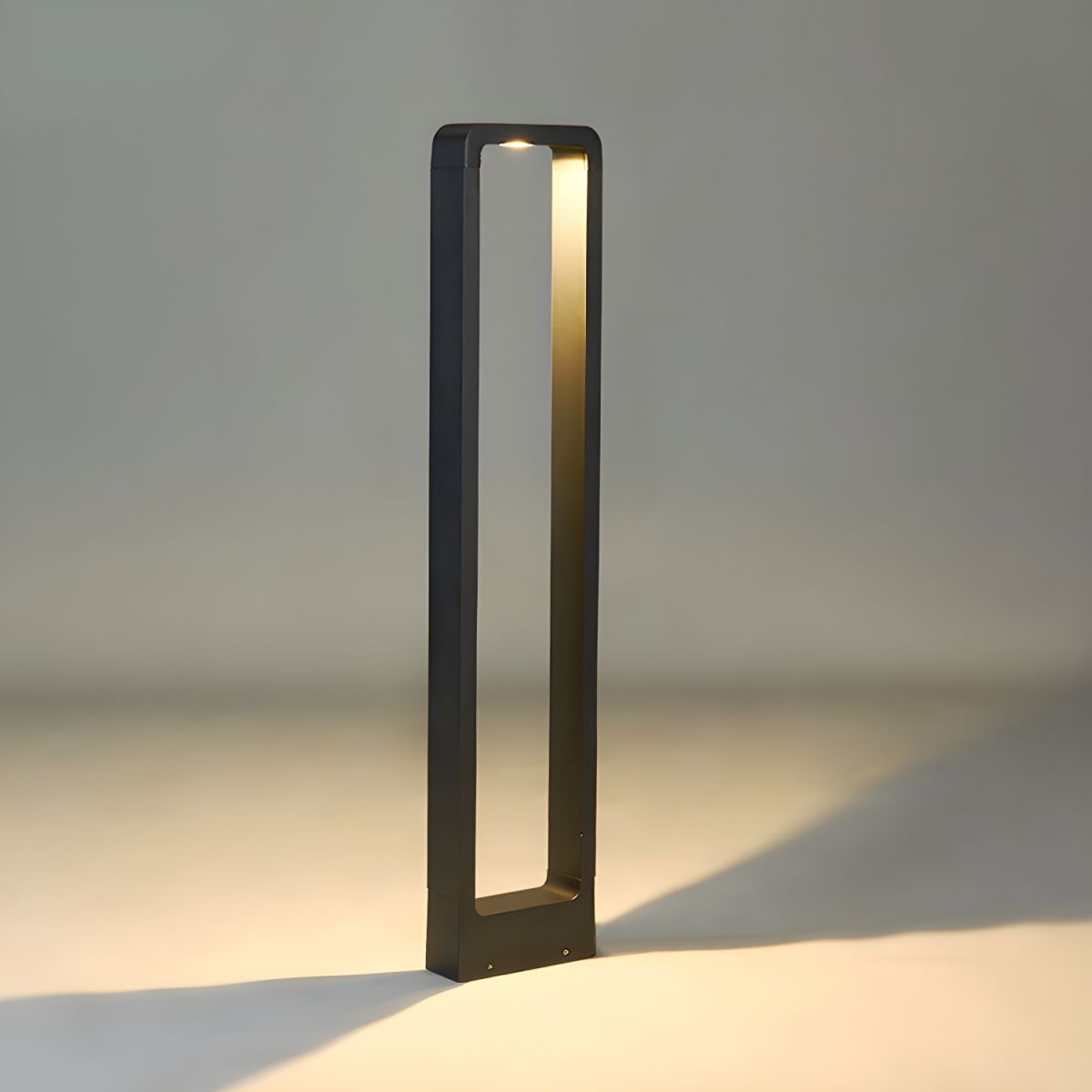 Outdoor Metal Pillar Light with Glass Shade | Postera