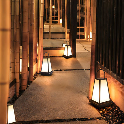 Outdoor Waterproof Solar Metal Garden Pillar Lamp | Finqor