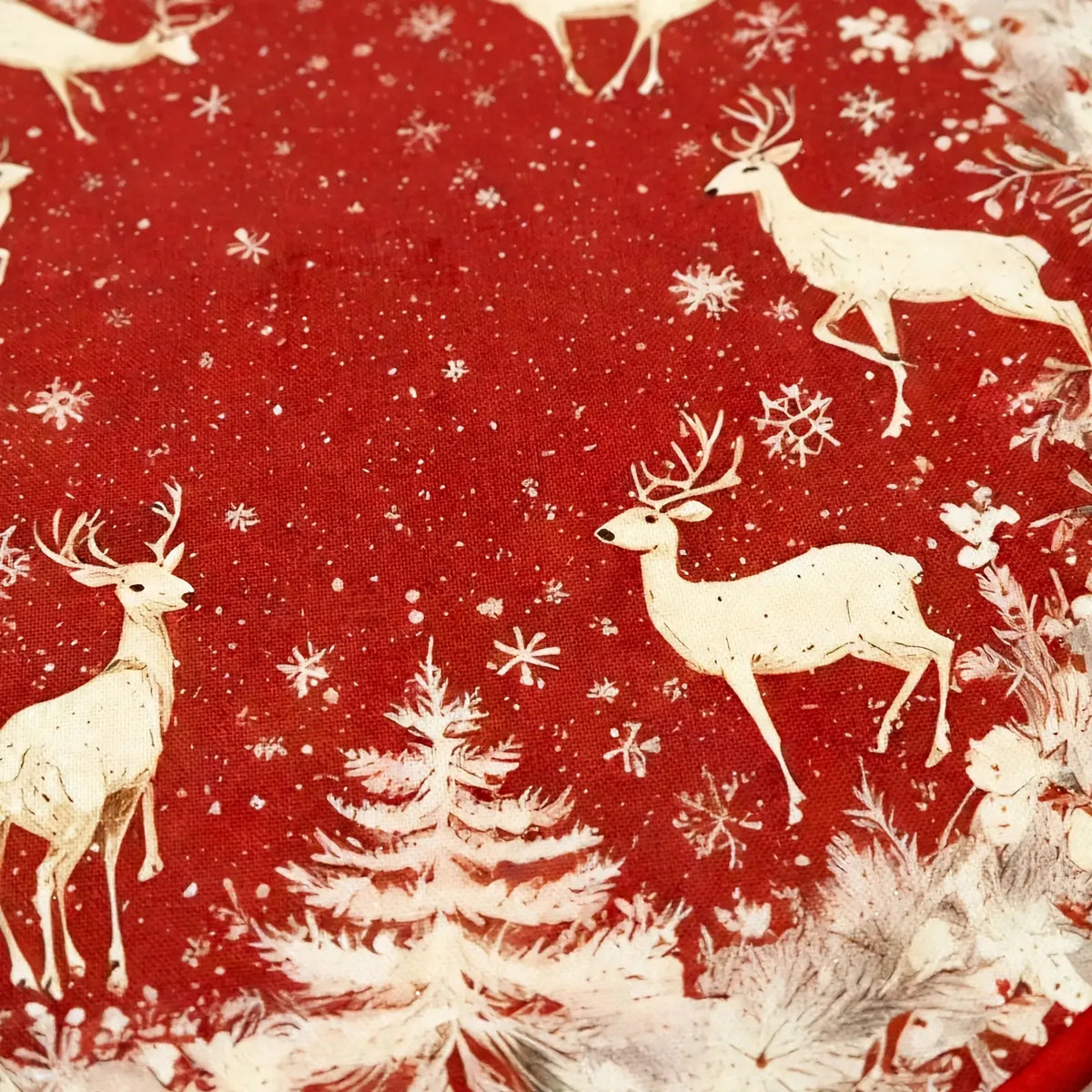 Patterned Christmas Tree Skirt Mat