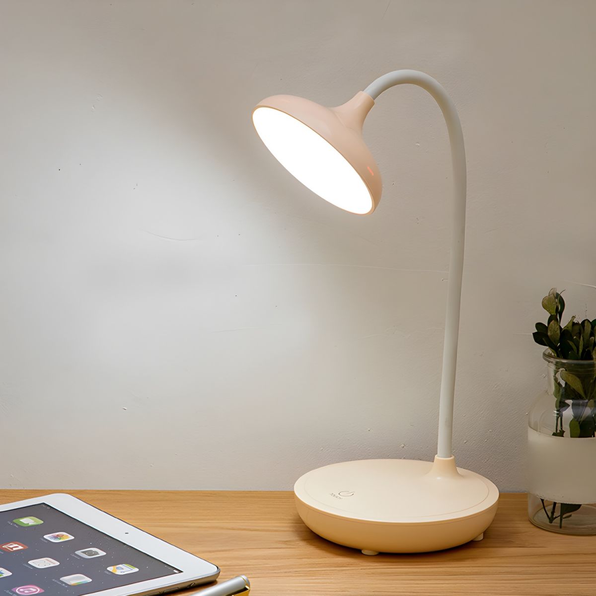 Rechargeable LED Table Lamp with Touch Control Modern | Velmoro