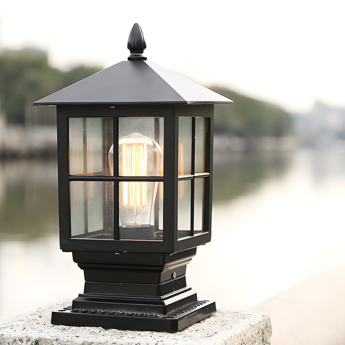 Retro Metal Garden Lantern Post Outdoor Light | Lanvero