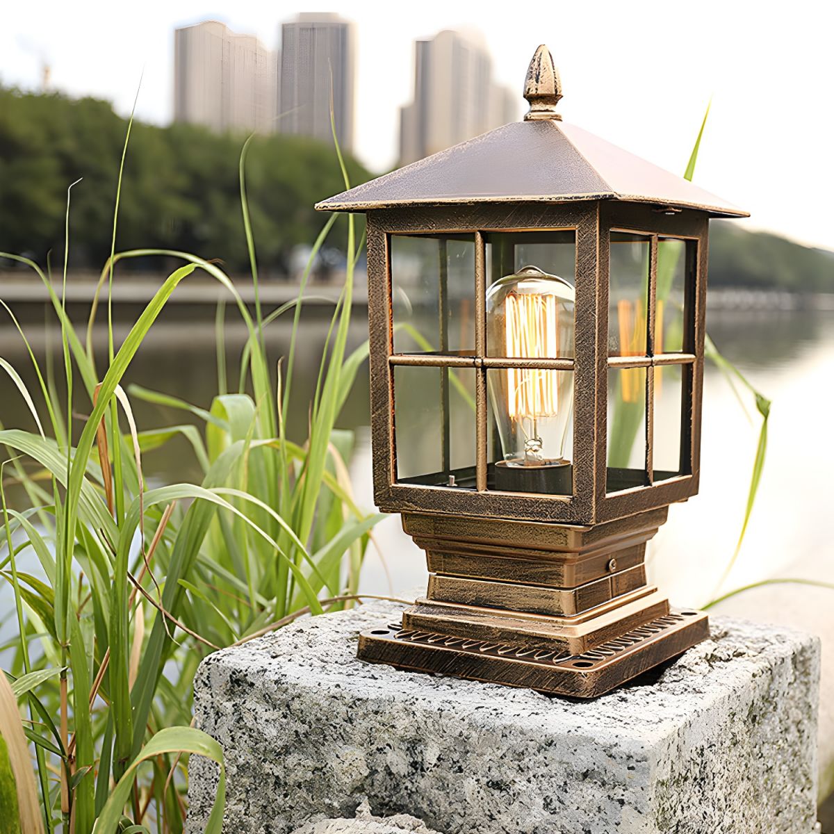 Retro Metal Garden Lantern Post Outdoor Light | Lanvero