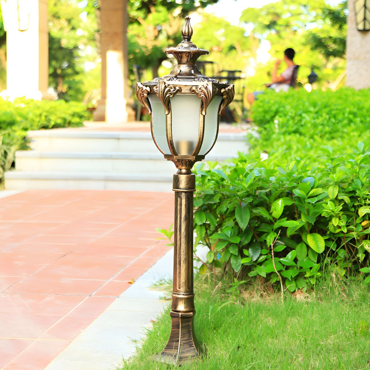 Retro Outdoor Garden Path Light with Prismatic Glass | Denvor
