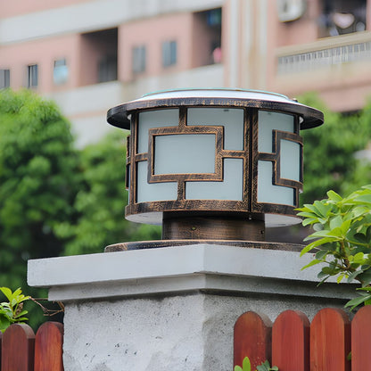Round Bronze Solar Outdoor Light in Metal | Sunmeto