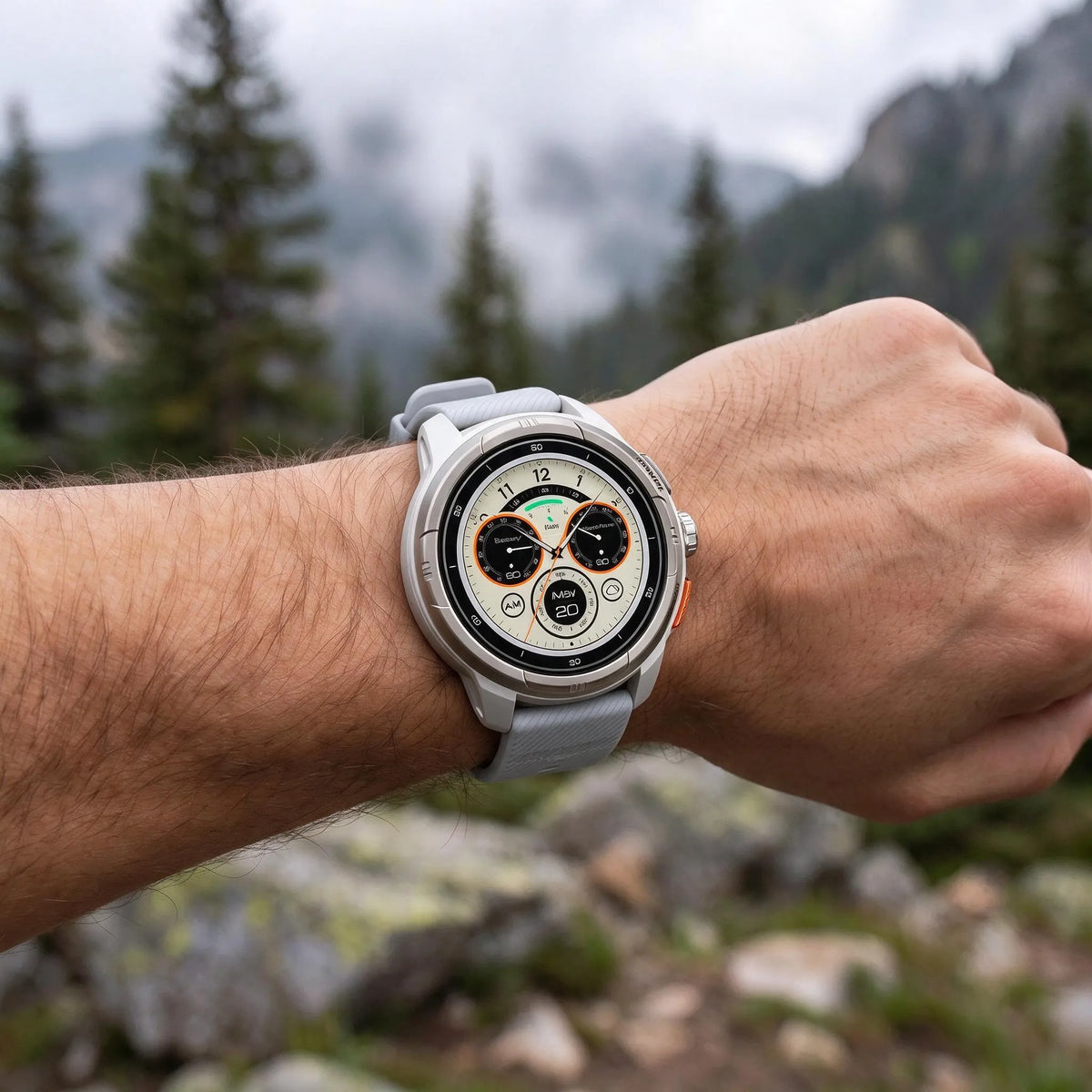 Rugged Round Outdoor GPS Smartwatch