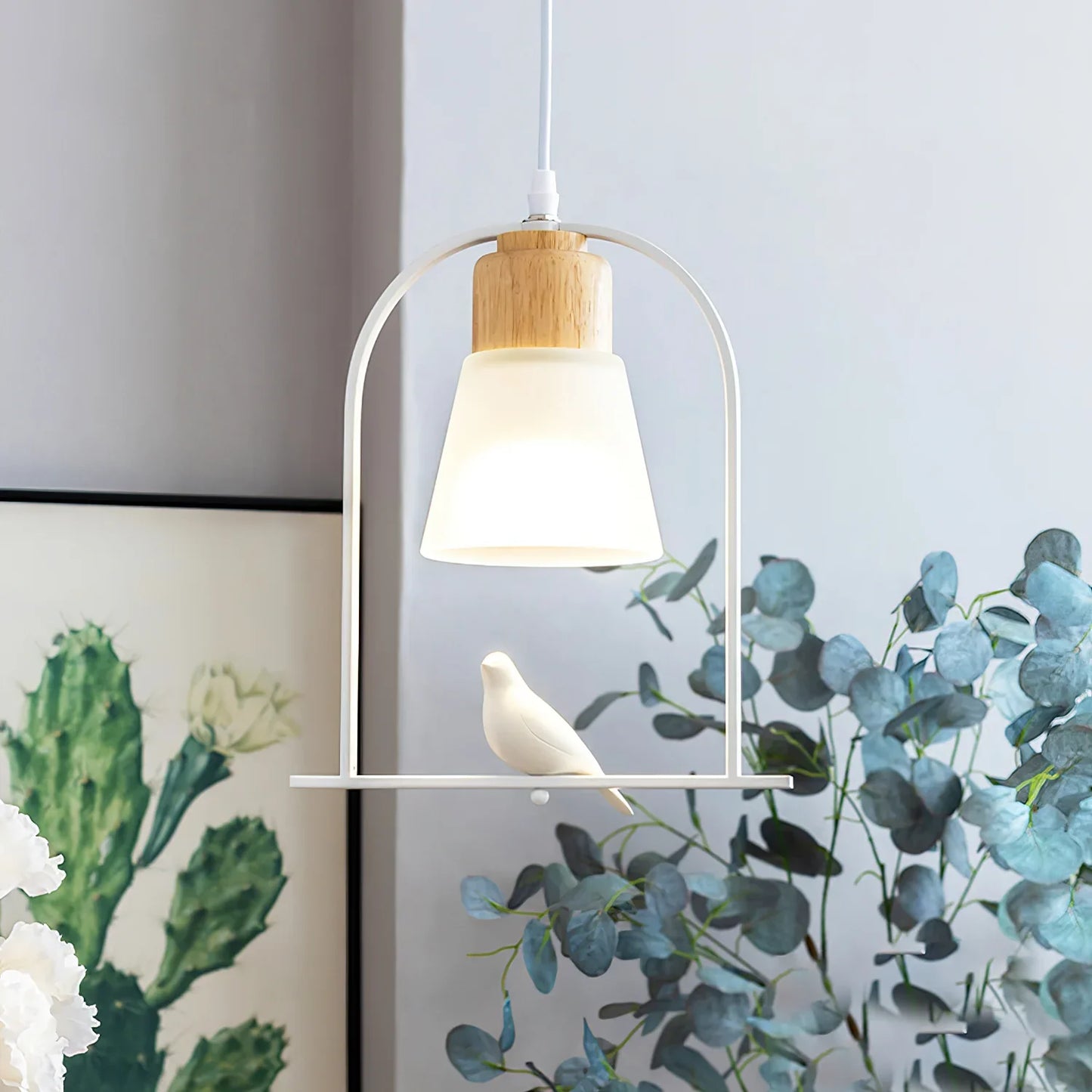 Scandinavian Bird Detail Pendant Light for Modern Interior | Varella
