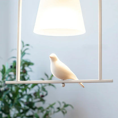 Scandinavian Bird Detail Pendant Light for Modern Interior | Varella