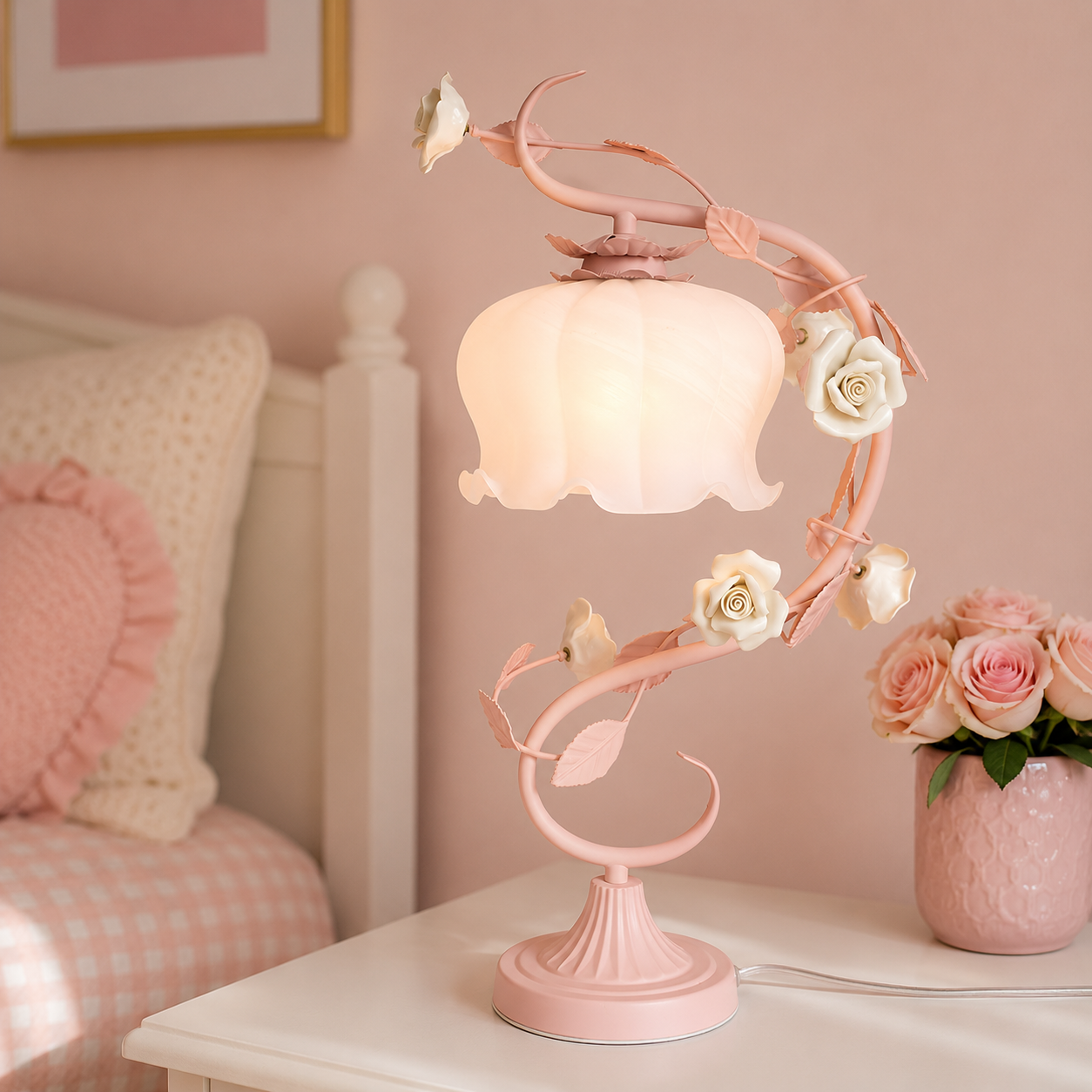 Shabby Chic Glass Shade Bedside Table Lamp | Qorziva