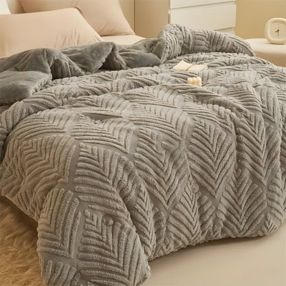 SleepEase Comforter | All-Season Maple Leaf Blanket 0