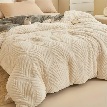 SleepEase Comforter | All-Season Maple Leaf Blanket 2