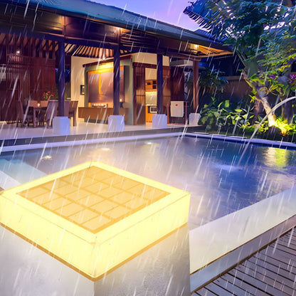 Solar LED Square Garden and Patio Pillar Light | Solvara