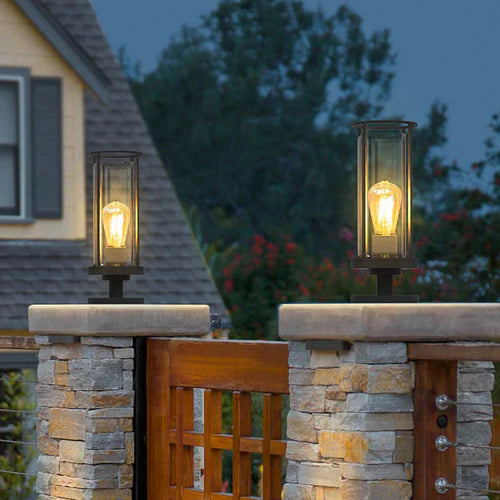 Solar Metal Garden Path Light for Outdoor Use | Glintora