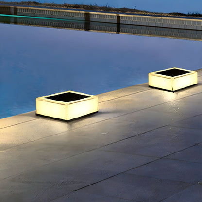 Solar Pillar Light for Modern Outdoor Spaces | Sunlyte