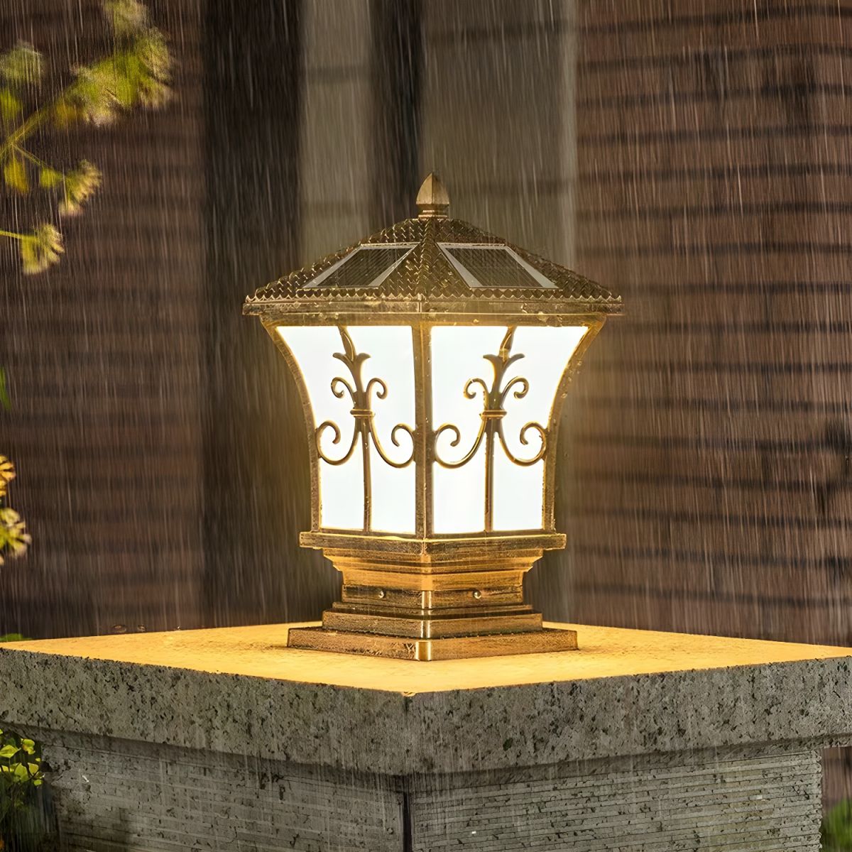 Solar Rectangle Metal Garden Patio Outdoor Light | Lantora